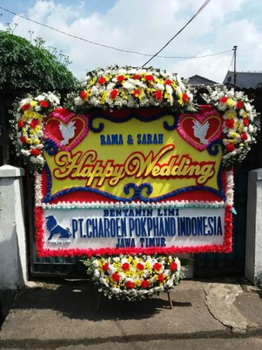 Karangan Bunga Pernikahan  di Belu